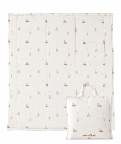 Alfombra de Juego Bebé Bunny Rides | Maison Theo